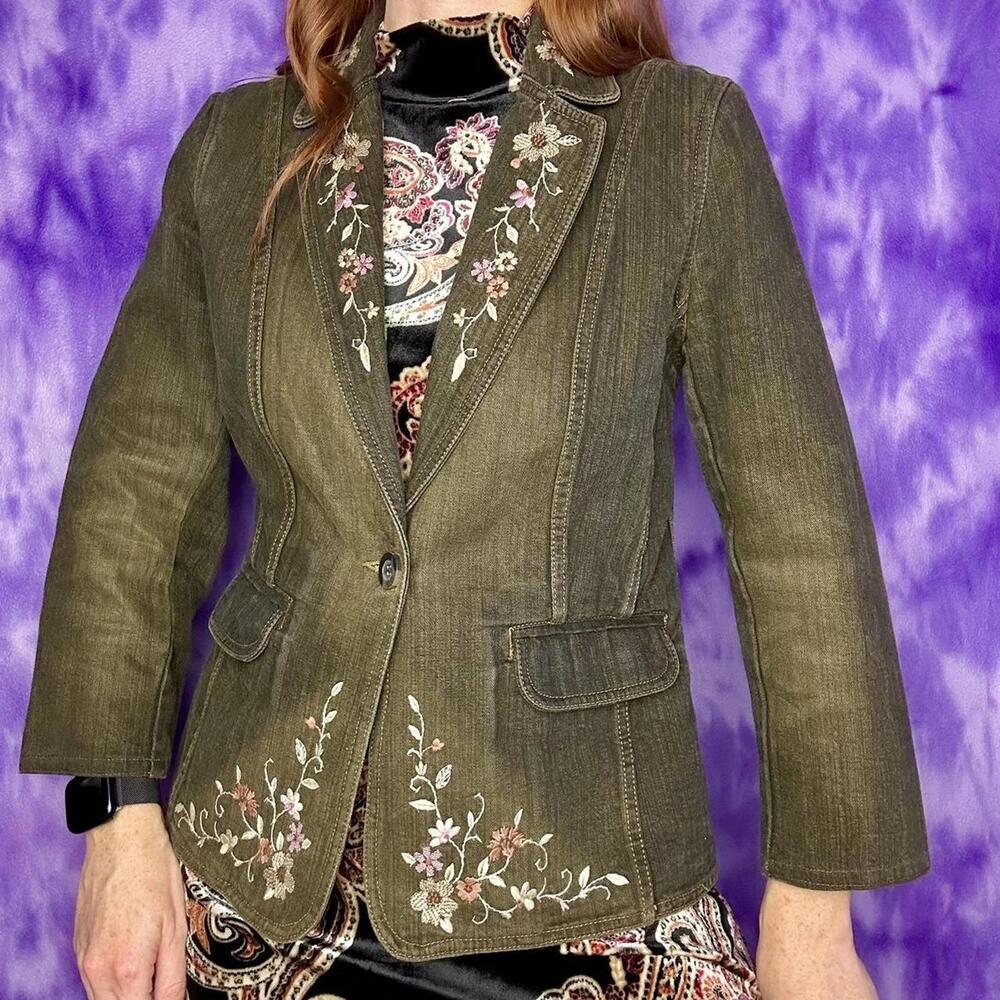 Vtg y2k grey washed denim blazer jacket with embroidered flowers